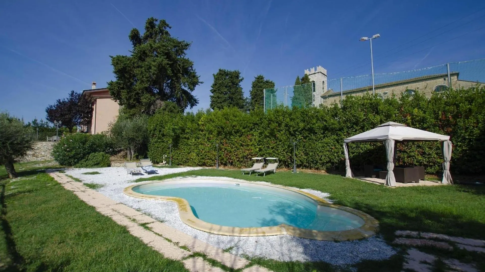 Schoenes Ferienhaus In Bargecchia Mit Grossem Garten Corsanico-Bargecchia